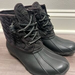 Women's Saltwater Rope Embossed Duck Boot in Black by Sperry